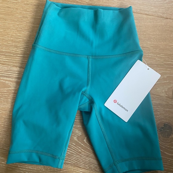 lululemon athletica Pants - NWT Lululemon Wunder Train 8’ shorts